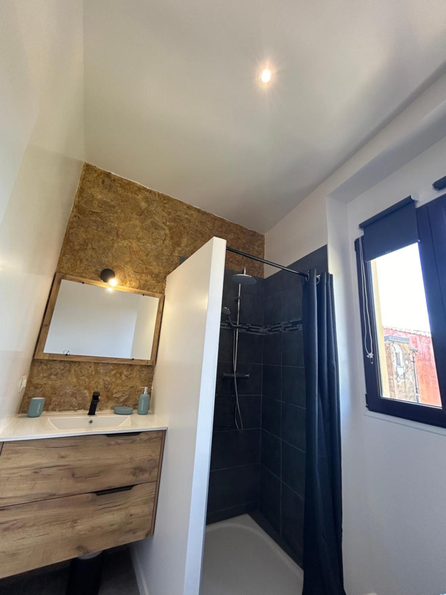 Residence "A Torbia" , 4 Appartements De 2 A 6 Personnes Ла-Тюрбі Номер фото